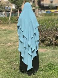 خمار فرنسي ثلاث طبقات