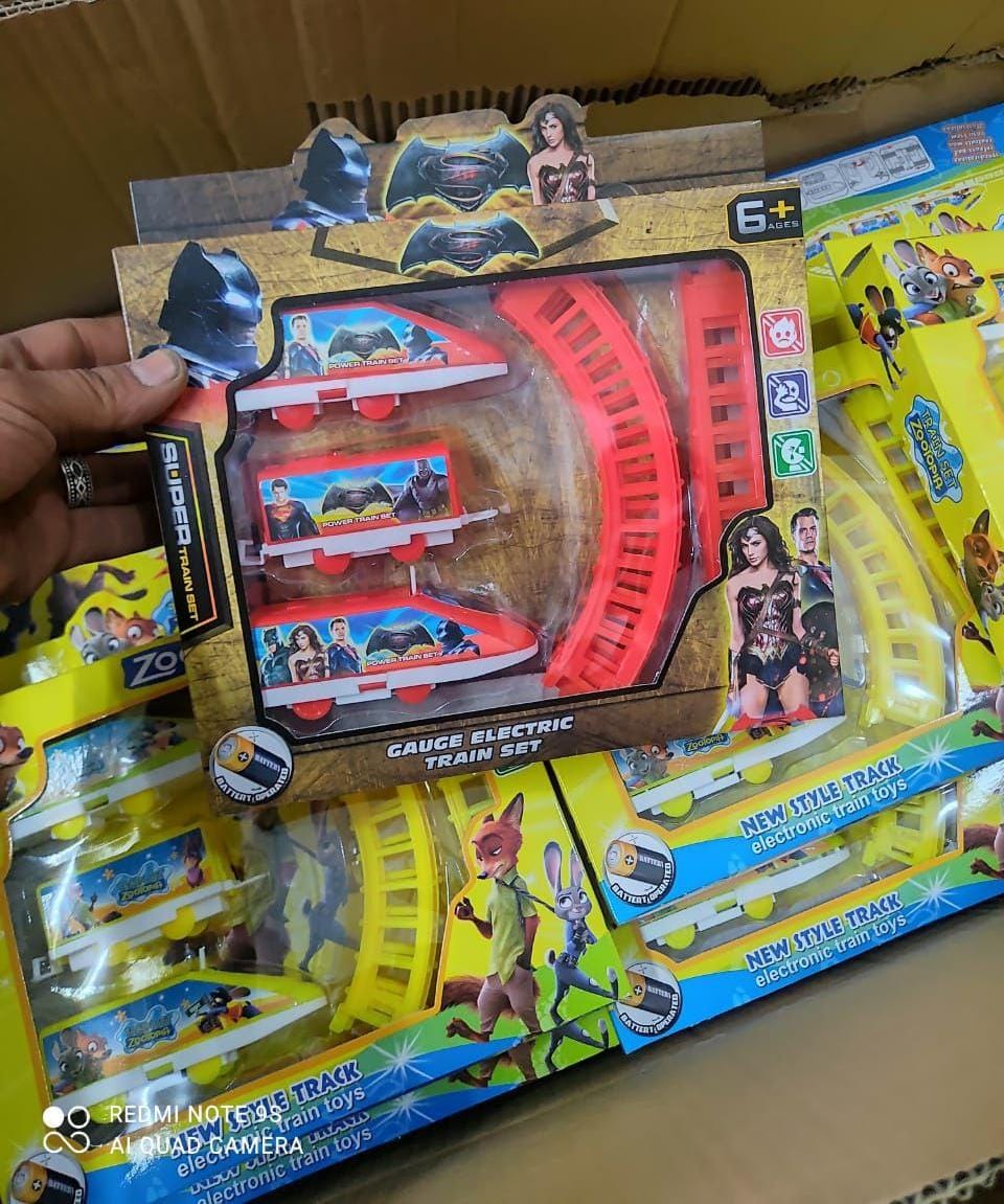 عرض لعبة قطار تراك