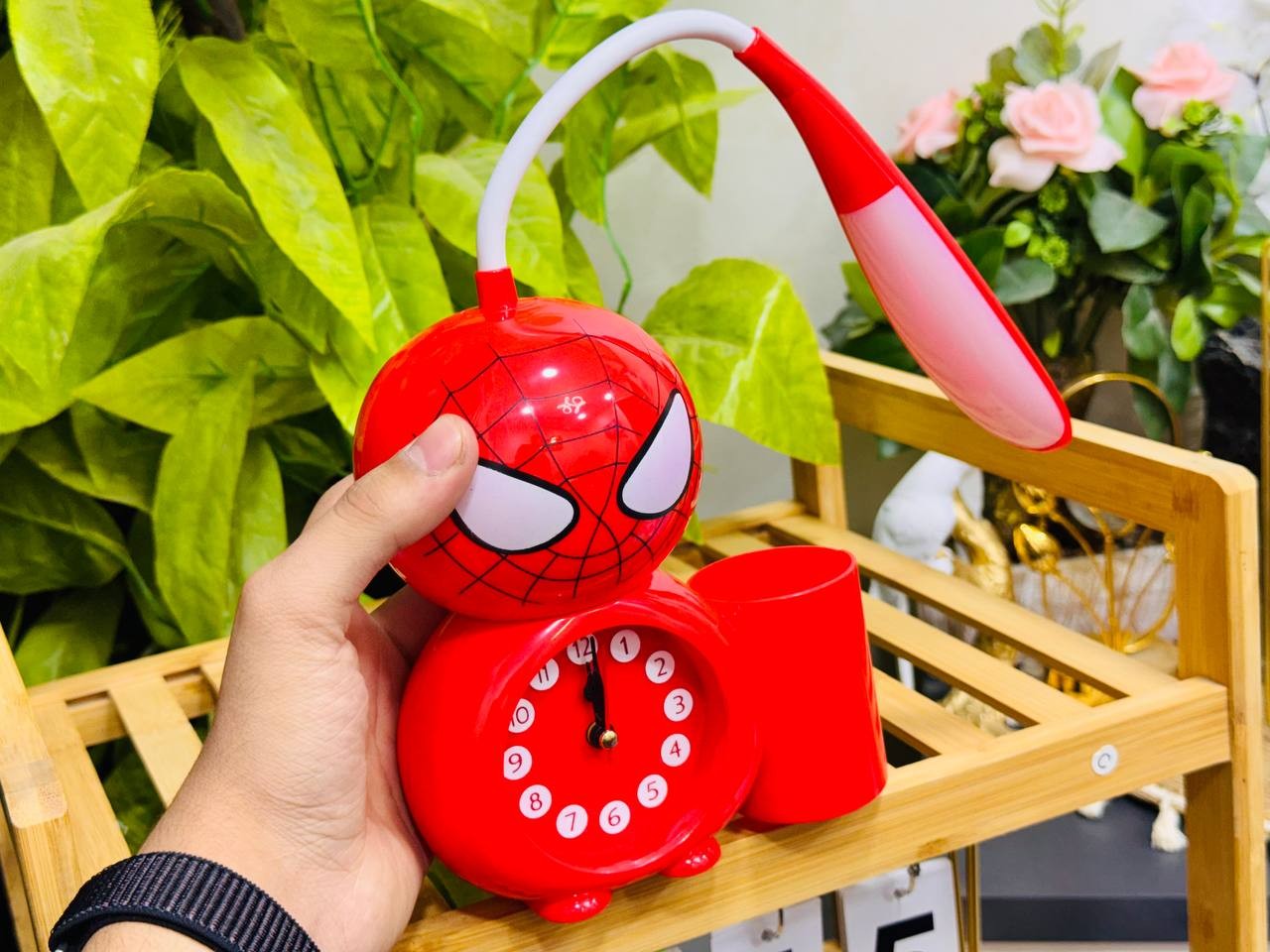 اباجوره و منبه و ساعه سبايدرمان