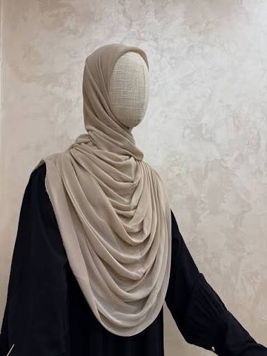 حرملة حور بالطرحه