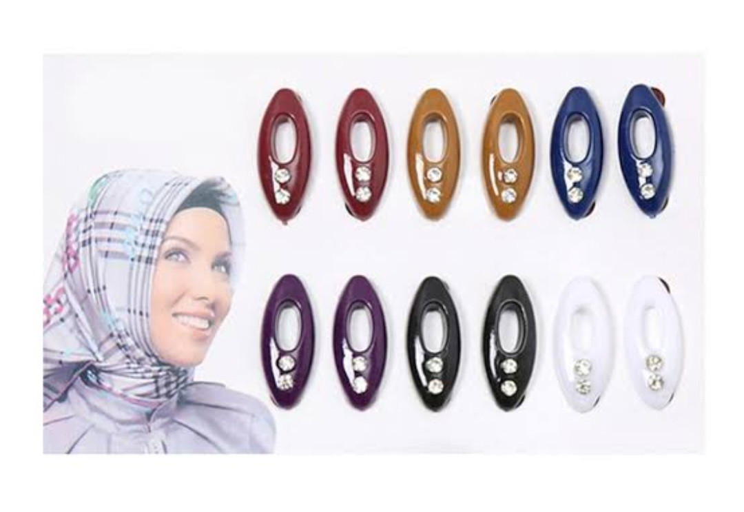 دبوس طرحه بيضاوى ١٢ قطع على كارت