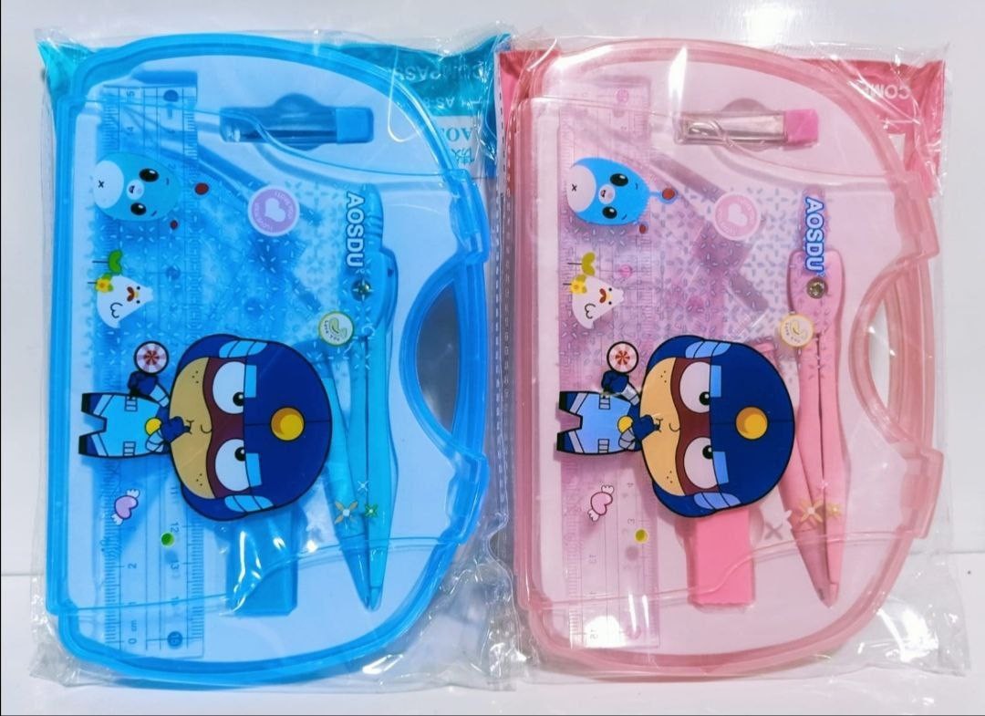 طقم ادوات هندسيه علبه زرقاء لوكس