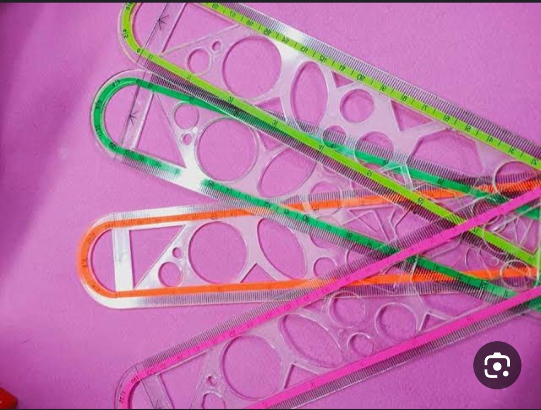 مسطره رسومات هندسيه اشكال فن