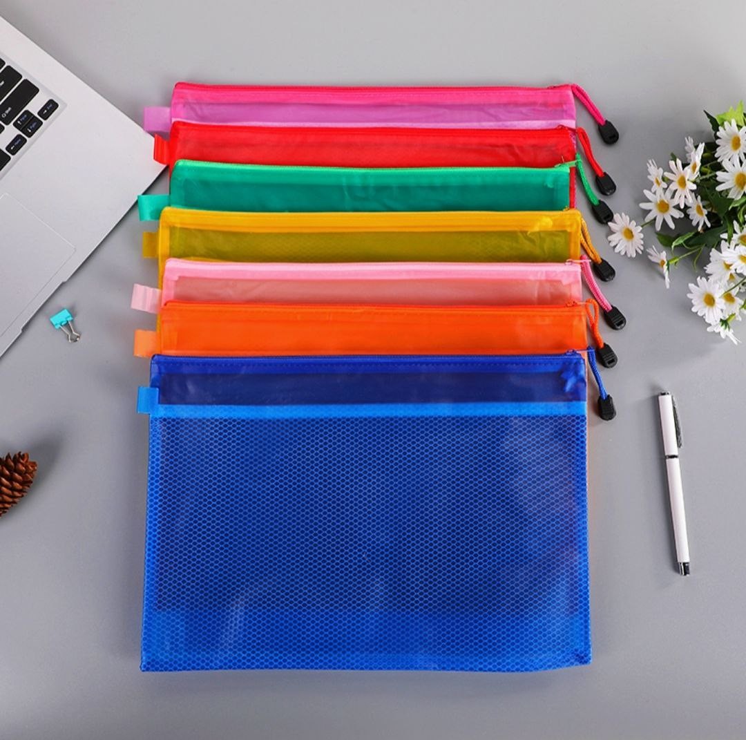 حافظه قماش شفافه مقاس a4 سوسته