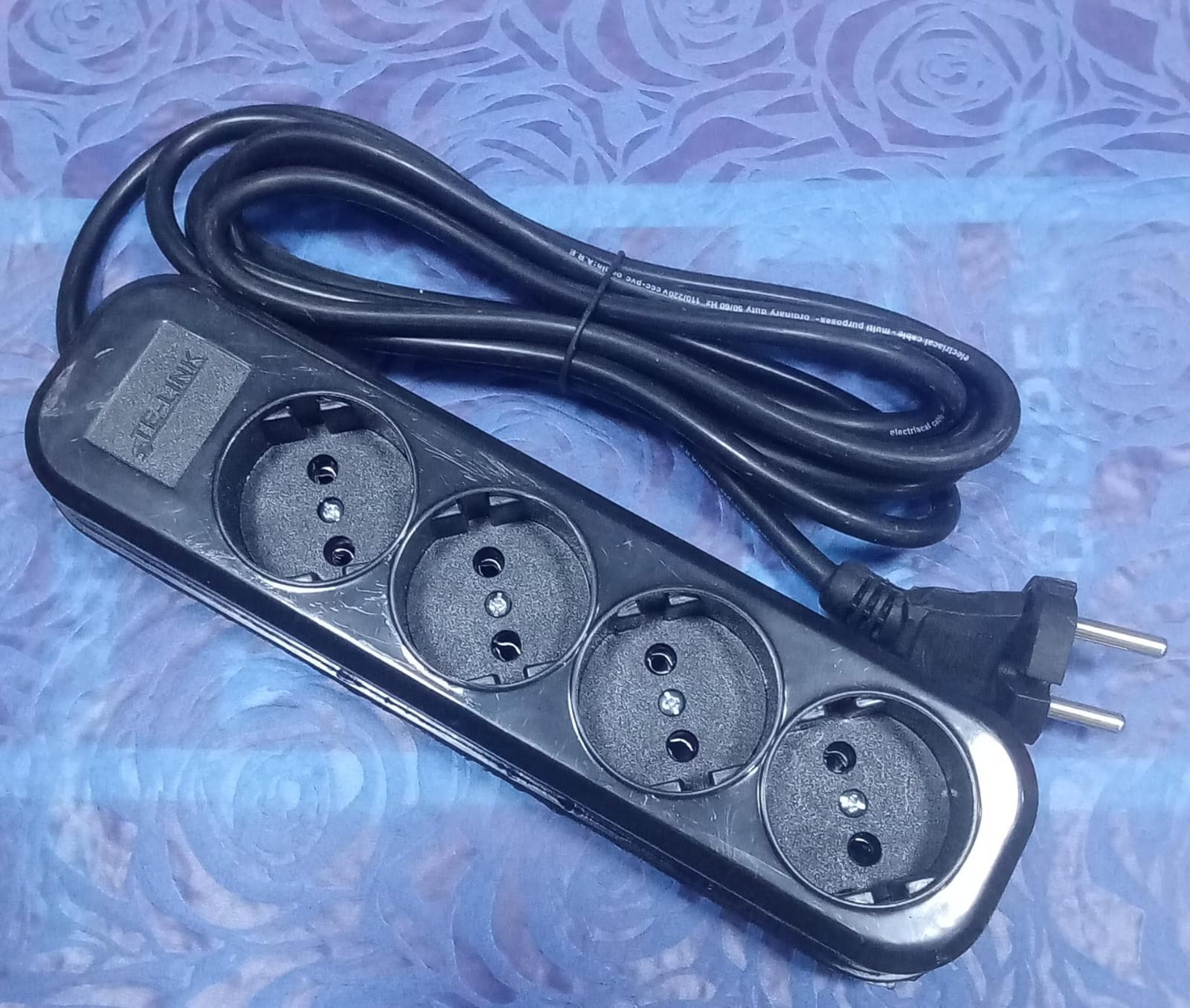 مشترك كهرباء تى لينك 4 عين 1.5 متر