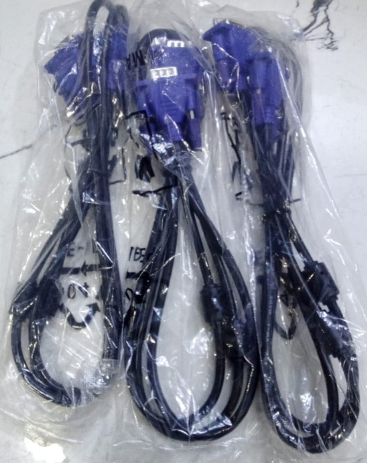 كابل شاشة ازرق ١.٥ متر