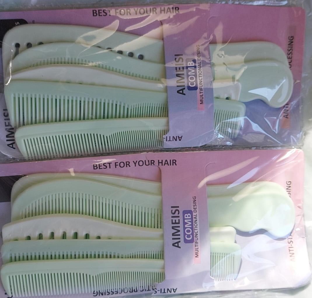 طقم مشط شعر ٥ على كارت comb